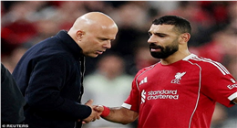 ستيفن جيرارد يكشف أسرارا عن كواليس رحيل محمد صلاح عن ليفربول
