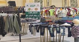 عضو بالتحالف الوطني يوزع ملابس جديدة على 10 آلاف طفل بمناسبة يوم اليتيم