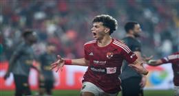 بسبب إمام عاشور.. الأهلي يمنح بيراميدز هدية على طبق من ذهب قبل صدام الدوري