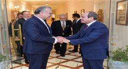 مستشار ترامب ينقل تقديره لدور مصر في دعم الاستقرار الإقليمي خلال لقاء مع الرئيس السيسي