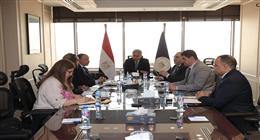 وزير السياحة يناقش سبل تطوير منظومة التدريب في مجال الغوص والأنشطة البحرية