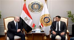وزير الصناعة: حريصون على توسيع نطاق عمل الشركات البيلاروسية في مصر