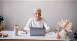  هل اليوم آخر «أحد» للعمل عن بعد؟.. الحكومة تحسم الجدل 