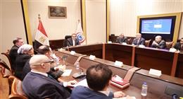 وزير الصحة يتابع خطة تنفيذ مستشفى النيل للأطفال