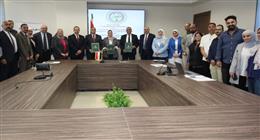 «نقل الكهرباء» توقّع عقدًا جديدًا لربط مشروعات طاقة الرياح بالشبكة القومية بقدرة 1100 ميجاوات