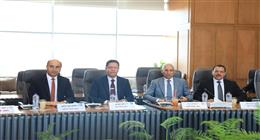 وزير التعليم العالي يشيد بنجاح «ملتقى الحضارات» في جامعة المنيا