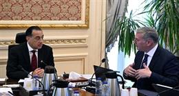 رئيس الوزراء: توفير التمويل لتأمين مخزون استراتيجي من المنتجات البترولية