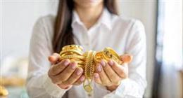 سعر الذهب في الصاغة اليوم الأحد 5-4-2026.. ماذا حدث لـ عيار 21 في أول أيام العمل أونلاين؟ |عاجل