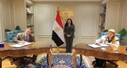 وزيرة التضامن تشهد توقع عقود تمويل مشروعات متناهية الصغر مع 4 جمعيات ومؤسسات أهلية