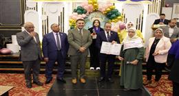 محافظ القليوبية يكرم 120 أما مثالية في شبرا الخيمة (صور)