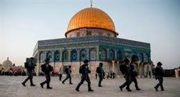 شرطة الاحتلال الإسرائيلي تعلن إعادة فتح الأماكن المقدسة بالقدس غدا