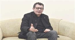 صادق شرشر: شعراء العامية الشباب هجروا «التجريب» من أجل حصد الجوائز