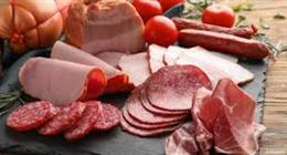  استشاري تغذية: الإفراط في اللحوم المصنعة السبب الحقيقي للمخاطر الصحية