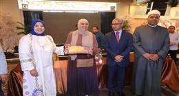 محافظ بني سويف يلتقي حجاج الجمعيات الأهلية لمتابعة الترتيبات النهائية قبل السفر