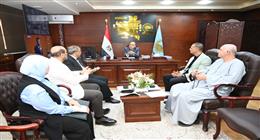 محافظ الغربية يلتقي أعضاء مجلسي النواب والشيوخ لبحث مشكلات الدوائر