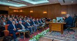 وزير الإنتاج الحربي يتابع أداء المصانع الحربية.. ويوجه بتحقيق أعلى معدلات إنتاج