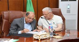 محافظ المنيا يناقش تطوير الأداء التنفيذي وتحسين الخدمات مع أعضاء مجلسي النواب والشيوخ