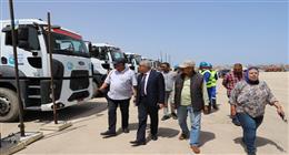 اصطفاف معدات الصرف الصحي بالإسكندرية لمواجهة أي طوارئ محتملة