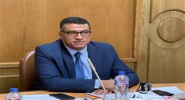 وقف العمل الميداني لعمال النظافة في قنا خلال ساعات ذروة ارتفاع درجات الحرارة