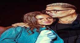 عمرو دياب يحيي حفلا في إحدى الجامعات