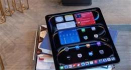 بشاشة عملاقة.. «أبل» تعيد إحياء مشروع «iPad» القابل للطي