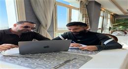 أحمد سعد وطارق العريان يثيران التساؤلات حول تعاون مرتقب