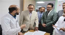 محافظ سوهاج يتابع ميدانيا الخدمات الطبية بمستشفى دار السلام المركزي