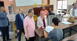 نائب رئيس جامعة بنها للدراسات العليا تتفقد سير الامتحانات بكليتي العلوم والحاسبات