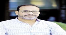  أوهام السيرة.. بين «الست» و«مايكل جاكسون»!