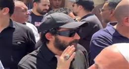 أحمد حلمي: تلقيت عزاء والدتي في المقابر ولا يوجد عزاء آخر