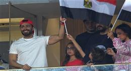 أول تعليق من تامر حسني بعد غنائه عقب مباراة المنتخب وروسيا: «قدها وقدود يا مصر»