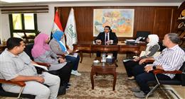 نائب محافظ الفيوم يتابع مشروعات الرصف بمركزي سنورس وأبشواي بعد شكاوى المواطنين