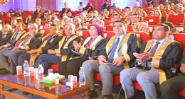 «في عيد العلم».. جامعة الأقصر تحتفي بطالب «طب» نشر 15 بحثا في إصدارات علمية