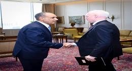 وزير الخارجية يستعرض جهود مصر لاحتواء التوتر في المنطقة أمام مستشار الرئيس الكندي