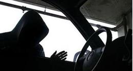 حبس عاطل بتهمة سرقة سيارة ميكروباص خلال توقفها في رمسيس