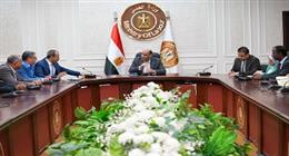 منها ربط التدريب بالتشغيل.. رسائل وزير العمل للقيادات وموظفي المديرية بالشرقية