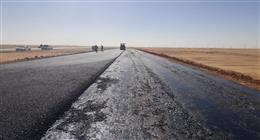 وزير النقل يوجه برصف ورفع كفاءة الطريق الصحراوي الغربي بأسوان 