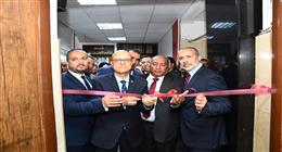 رئيس جامعة أسيوط يفتتح أعمال تطوير قسم الحريم المجاني بمعهد جنوب مصر للأورام