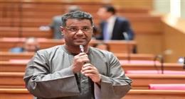 نائب يعترض على آلية منح الكلمة ومعايير اختيار المتحدثين: «أنا مش جاي أسمع نواب الأحزاب»