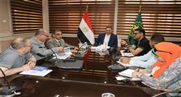 محافظ القليوبية يوجه بالالتزام بالجداول الزمنية لمشروعات المياه والصرف: لا تهاون