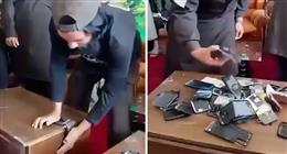 طالبان تفرض حظرًا واسعًا على الهواتف الذكية وتدمر أجهزة لمسؤولين في الحكومة