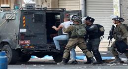 اعتقال 60 فلسطينيا في الضفة الغربية.. وشهيد ومصابون في خان يونس