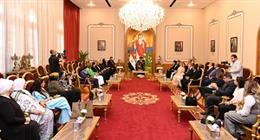 ​البابا تواضروس يلتقي وفدًا روسيًا وجمعية «نساء مصر» لإطلاق مبادرة «جسور السلام»