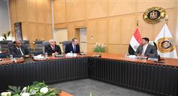 وزير الصناعة يبحث مع غرفة منتجات الأخشاب والأثاث خطط تطوير القطاع وتعزيز الصادرات