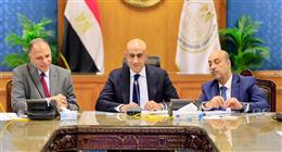 مستشار وزير التعليم يوجه بالالتزام بمواعيد دخول اللجان وتوزيع أسئلة الثانوية العامة