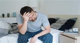 الصداع الصباحي أول إشارة إلى مرض خطير أثناء النوم.. احذر هذه العلامات