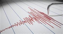 زلزال قوي يضرب فنزويلا وتحذيرات من تسونامي وانهيار مبانٍ في كاراكاس