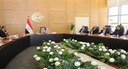 وزير الكهرباء يجتمع بأساتذة الجامعات لدعم وتقوية الشبكة والاعتماد على الطاقة الشمسية  