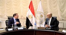 وزير التعليم يبحث مع سفير المملكة المتحدة تطوير مناهج اللغة الإنجليزية