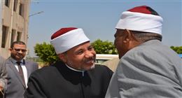 الأزهر ينهي نزاعا ثأريا في أسيوط.. والإمام الأكبر يثمن الموقف في اتصال هاتفي